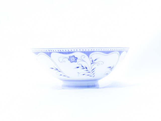 飯碗飯器（染付桔梗花模様）