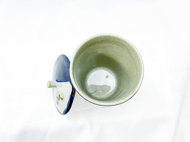 湯飲み（蓋つき）鳥実模様の画像