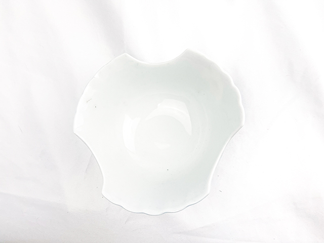 変形小鉢（薄青）