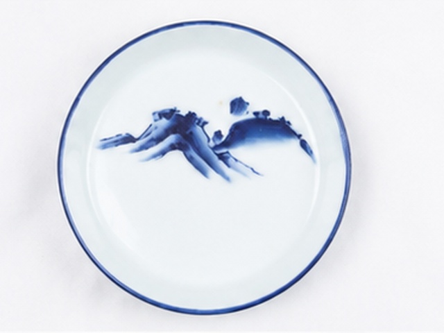 小皿（風景中模様）